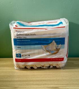 66032a Cardinal Health Quilted Adult Briefs Wings Plus Small 20 Inch -31 Pk Of 12 Heavy Abs