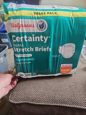 Walgreens 311917012179 Certainty Unisex Stretch Briefs 36. Count S/m 31-52 Inch