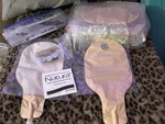 New No Box Bundle Of 16 Convatec Natura Surfit High Output Drainable BAGS#401558. Fixed Price $13.95.
